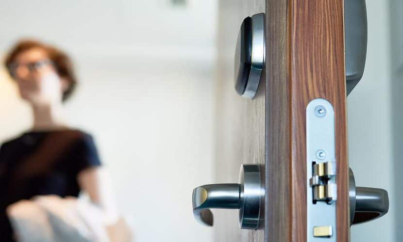 How to Secure Your Business with a Commercial Locksmith