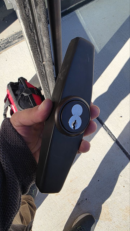 Commercial Best keyway cylinder changed out